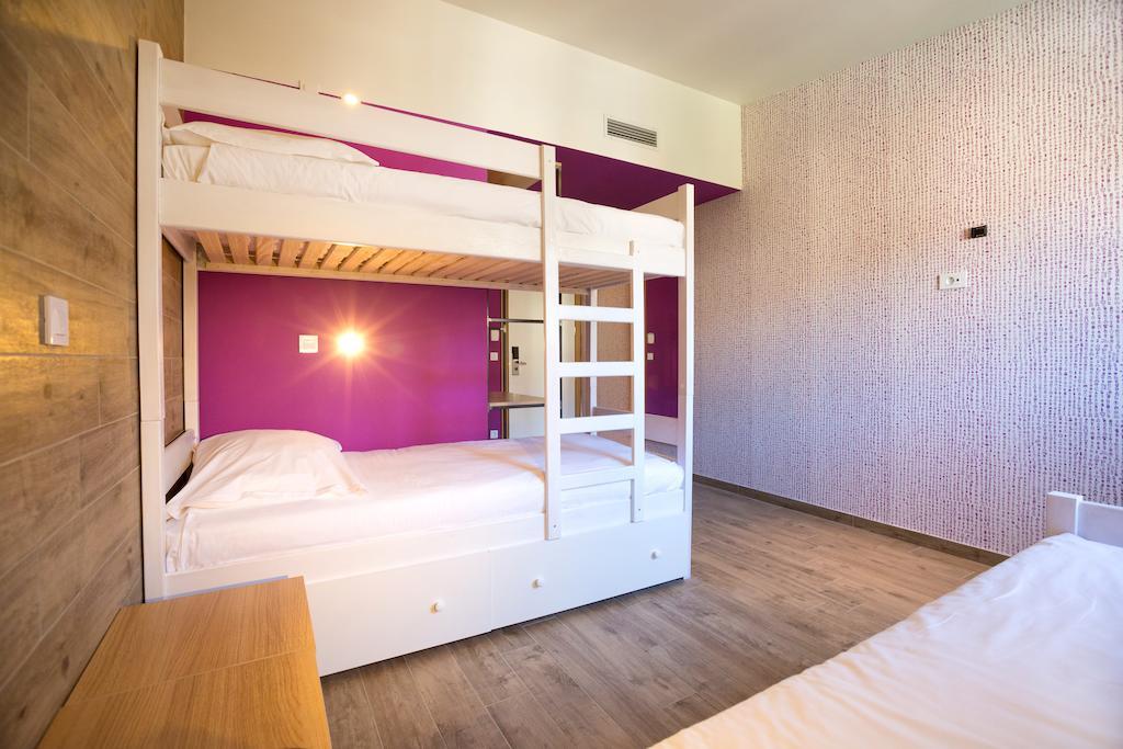 Hostel Link Lovran Exteriör bild